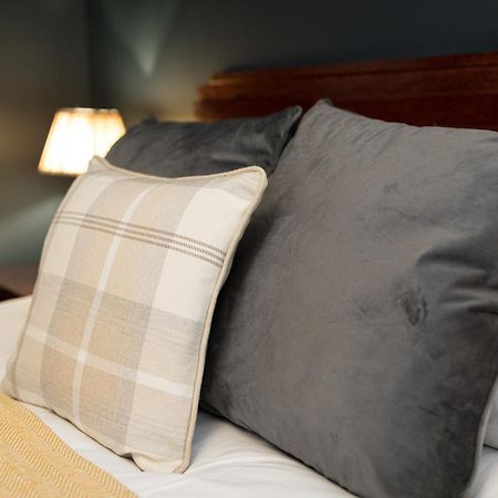 Duke Of Marlborough Hotel Woodstock Room photo